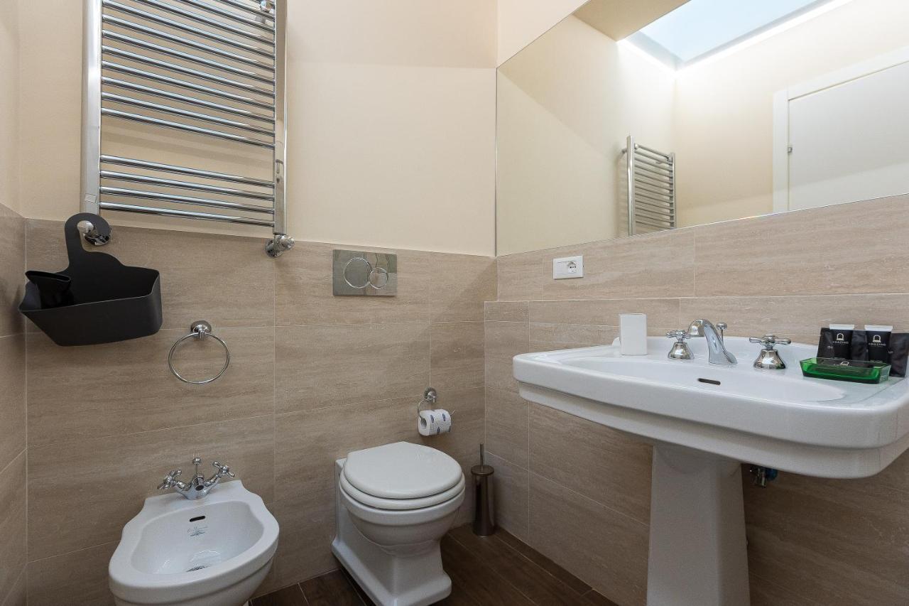 Spa Apartment Via Barberini Ρώμη Εξωτερικό φωτογραφία