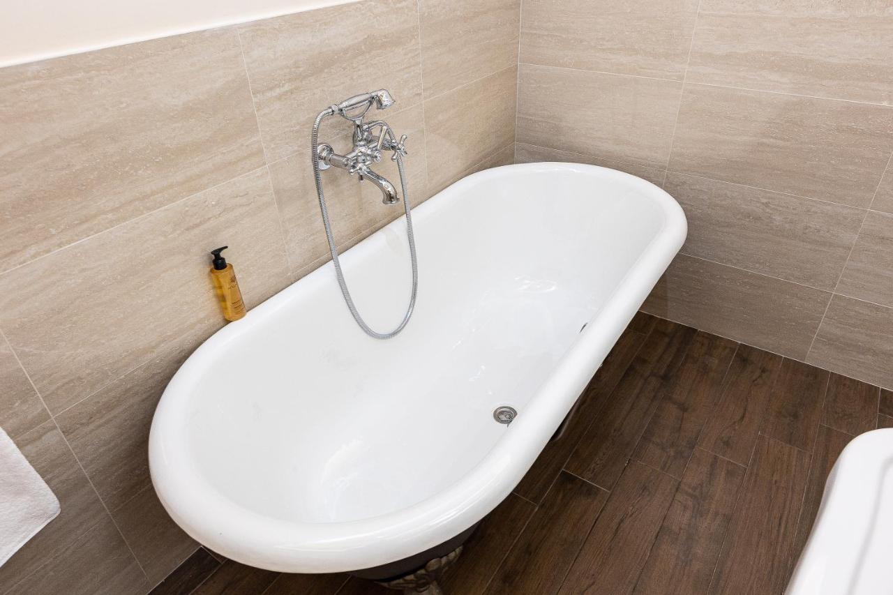 Spa Apartment Via Barberini Ρώμη Εξωτερικό φωτογραφία