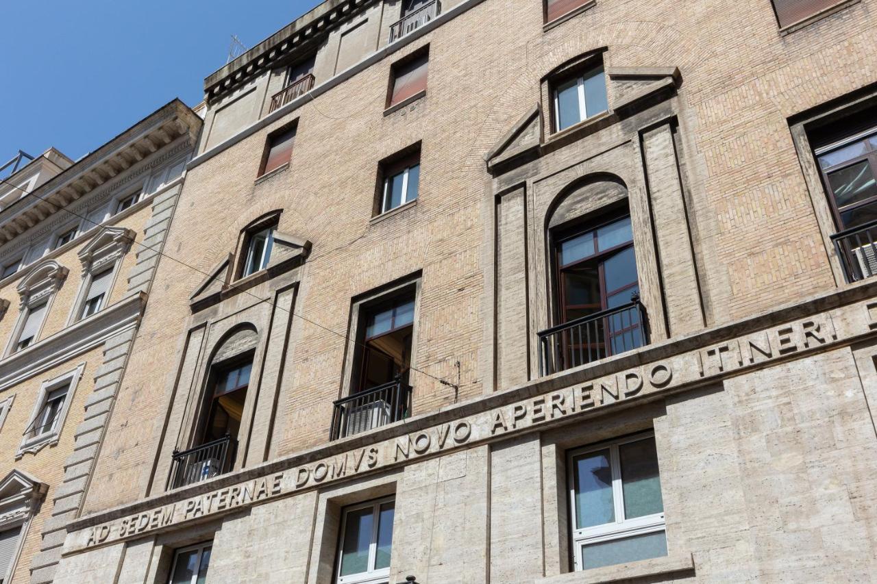 Spa Apartment Via Barberini Ρώμη Εξωτερικό φωτογραφία